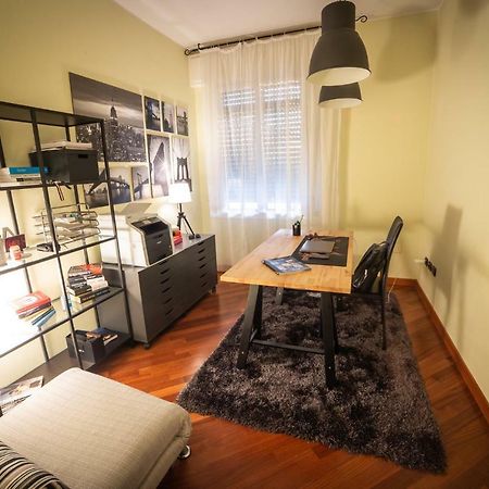Cinematic Modern Flat, 100 Mt Da Ospedale Apartment Ravenna Exterior photo
